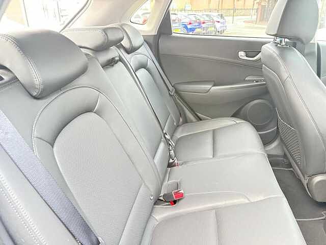 Hyundai KONA 1.6 h-GDi Ultimate SUV 5dr Petrol Hybrid DCT Euro 6 (s/s) (141 ps)