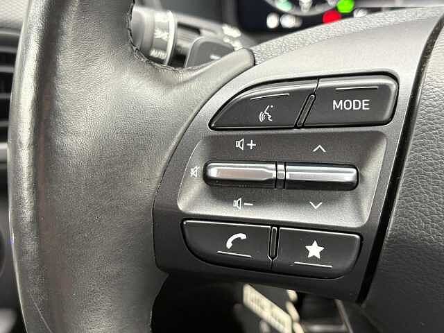 Hyundai KONA 1.6 h-GDi Ultimate SUV 5dr Petrol Hybrid DCT Euro 6 (s/s) (141 ps)