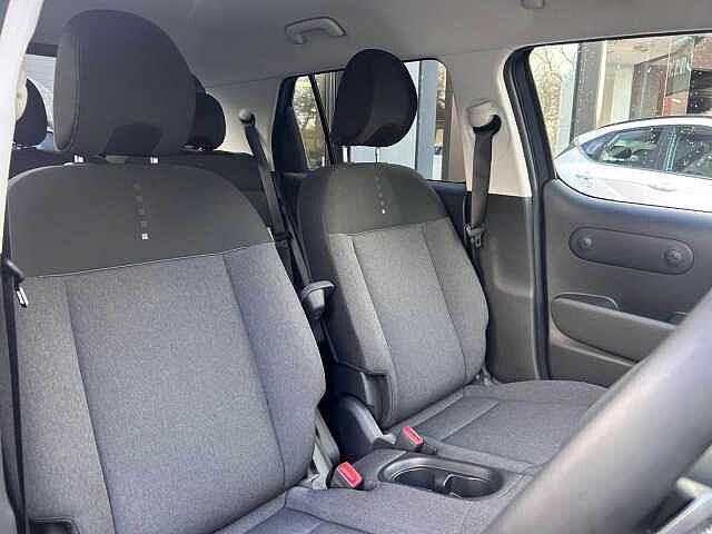 Hyundai INSTER Long Range 49kWh 02 Auto 5dr