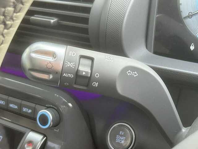 Hyundai INSTER Long Range 49kWh Cross Auto 5dr