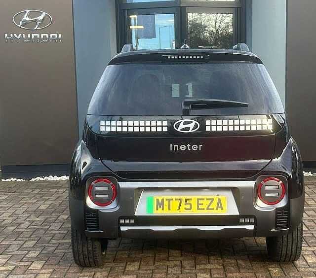 Hyundai INSTER Long Range 49kWh Cross Auto 5dr