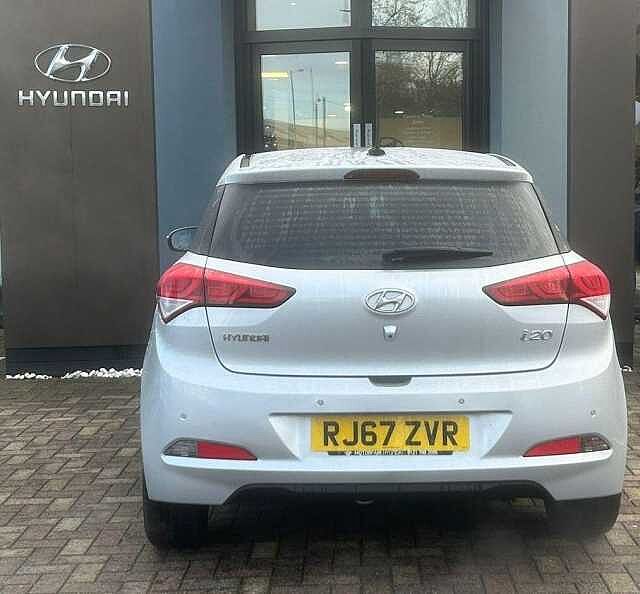 Hyundai i20 1.2 Premium Nav Euro 6 5dr