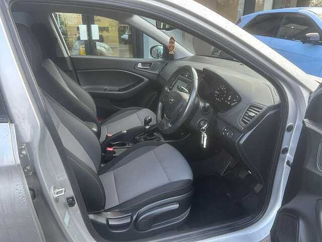 Hyundai i20 1.2 Premium Nav Euro 6 5dr