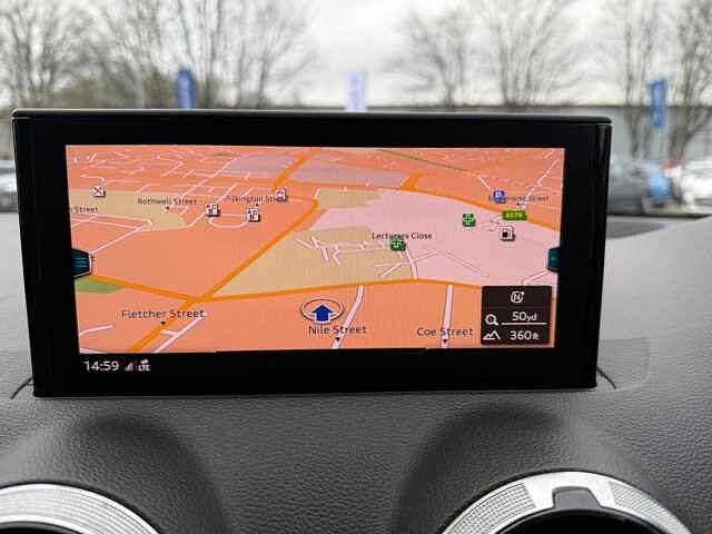 Audi Q2 1.5 TFSI CoD 35 S line S Tronic Euro 6 (s/s) 5dr White