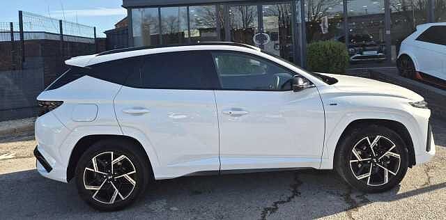 Hyundai TUCSON 1.6 T-GDi 13.8kWh N Line Auto Euro 6 (s/s) 5dr