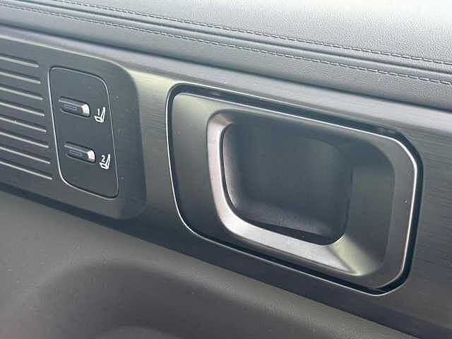 Hyundai Santa Fe 1.6 T-GDi 13.8kWh Calligraphy Auto 4WD Euro 6 (s/s) 5dr (7Seat)