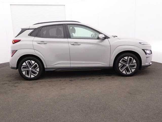 Hyundai KONA 39kWh Premium Auto 5dr (10.5kW Charger)