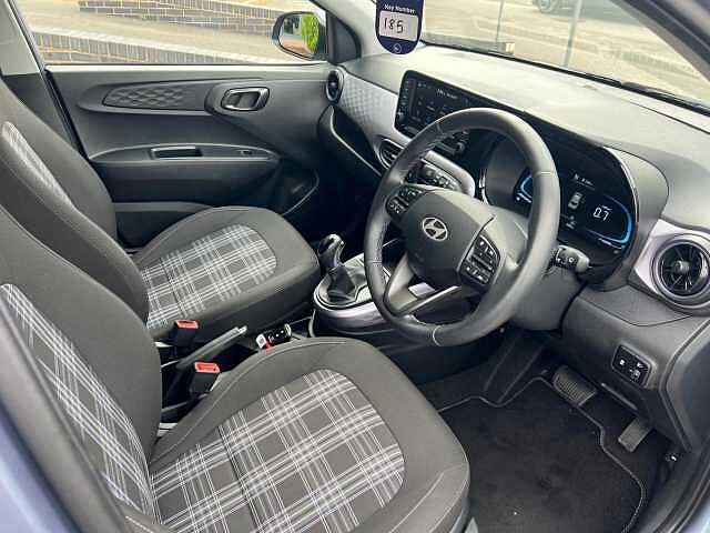 Hyundai i10 1.0 Premium Auto Euro 6 (s/s) 5dr