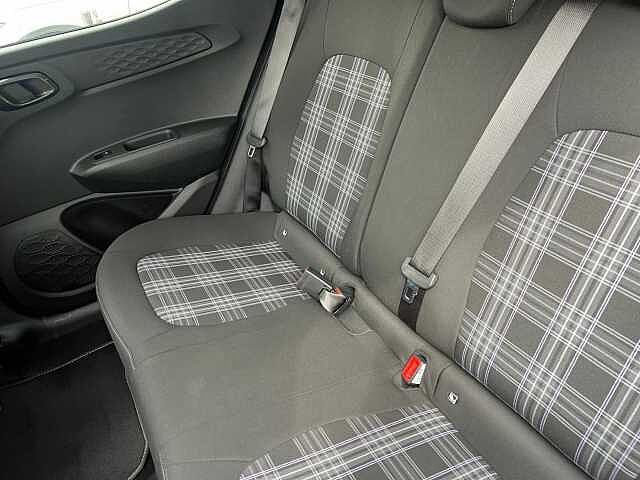 Hyundai i10 1.0 Premium Auto Euro 6 (s/s) 5dr