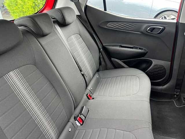 Hyundai i10 1.0 SE Connect Auto Euro 6 (s/s) 5dr